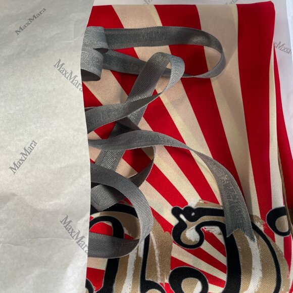 Max Mara “Circus” Silk Scarf with Box – Made in Italy - Picture 14 of 15
